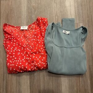 Bundle of 2 Women’s Size Large Tops